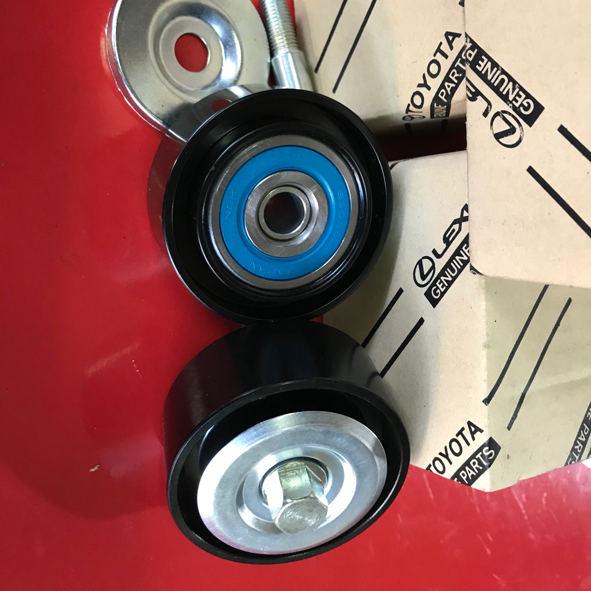 [HCM]Bạc đạn đỡ dây curoa Toyota Innova