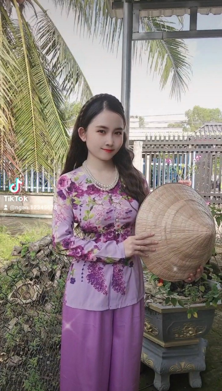 SÉT BÀ BA LẠP THỂ LỤA PHÁP IN 4D