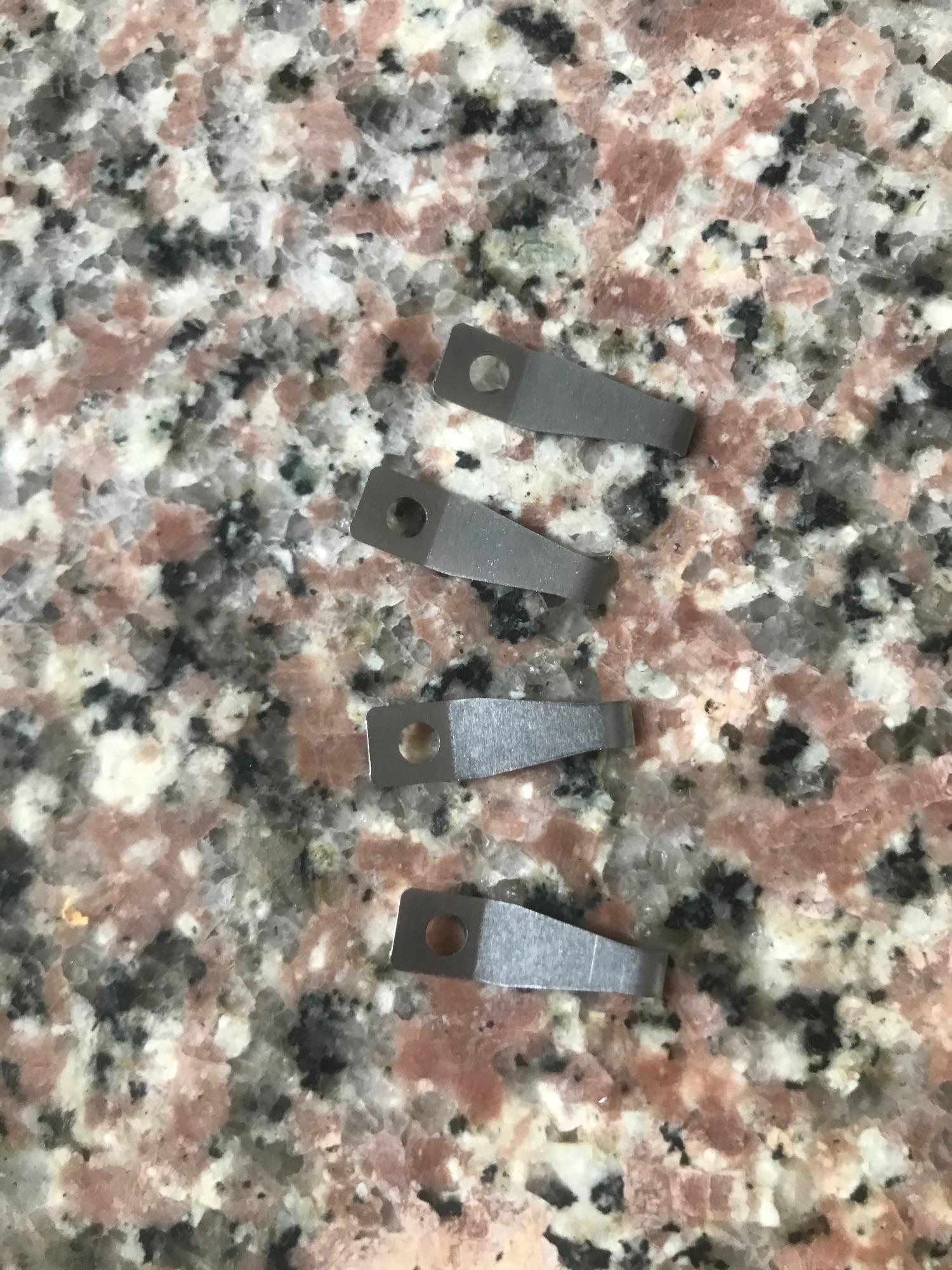 Lưỡi gà zippo