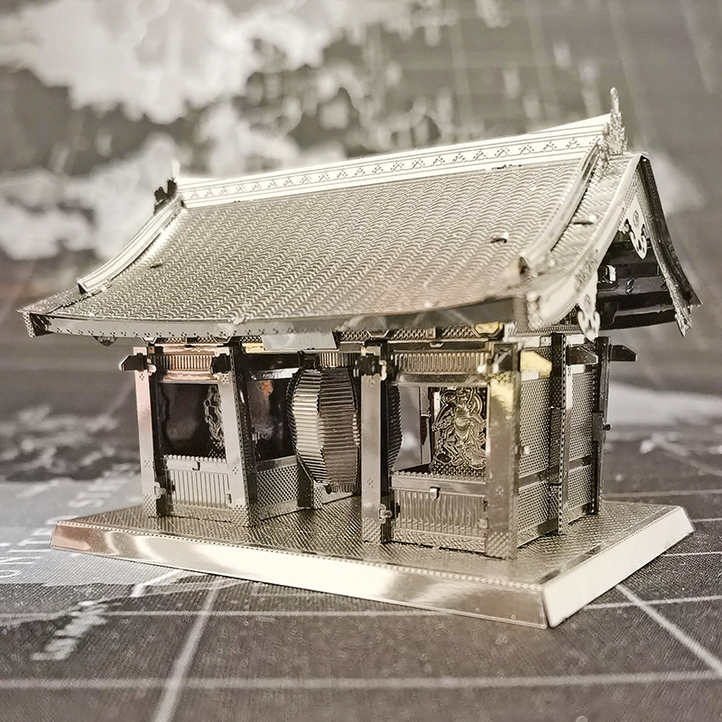 Mô hình thép 3D tự ráp mẫu Kaminarimon gate