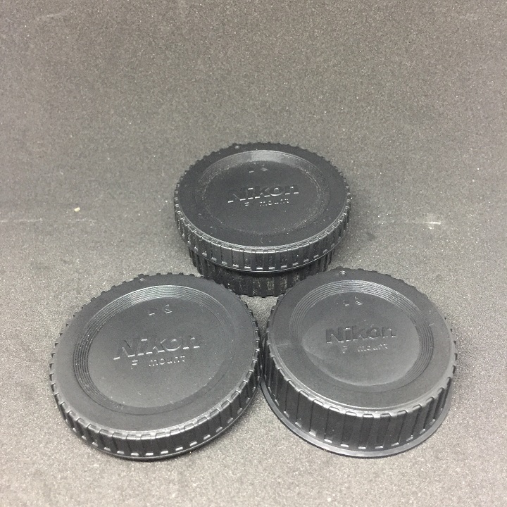 Nắp đậy và cap sau lens Nikon