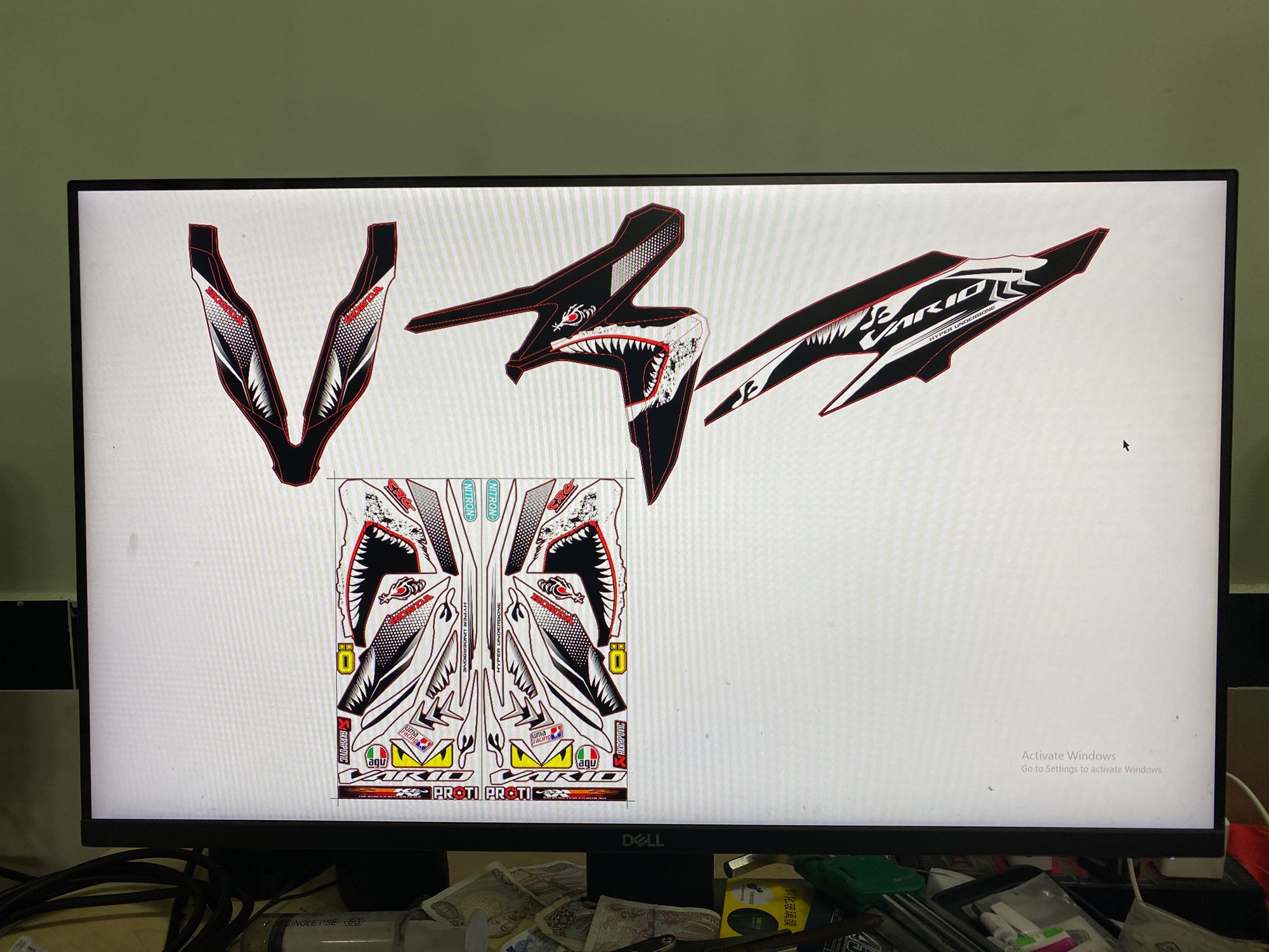 Tem rời Vario 150 cá mập dán xe đen