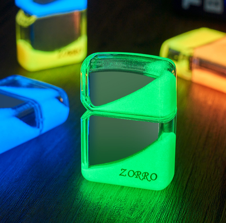 Bật lửa Zorro dạ quang 2023