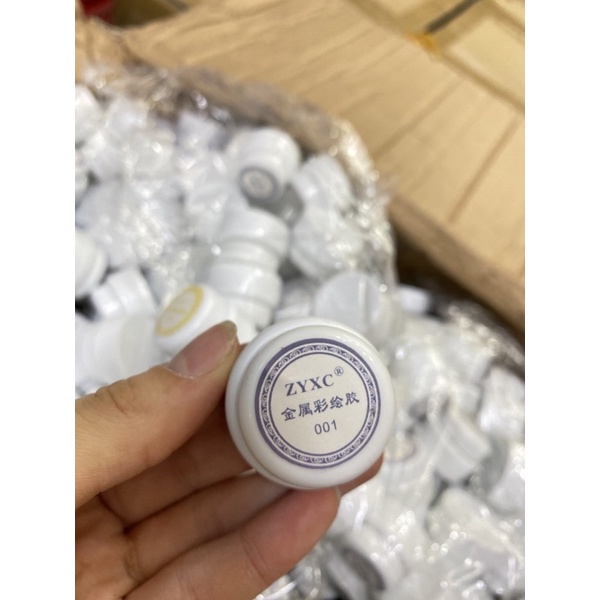 NHŨ METAN Kim Loại