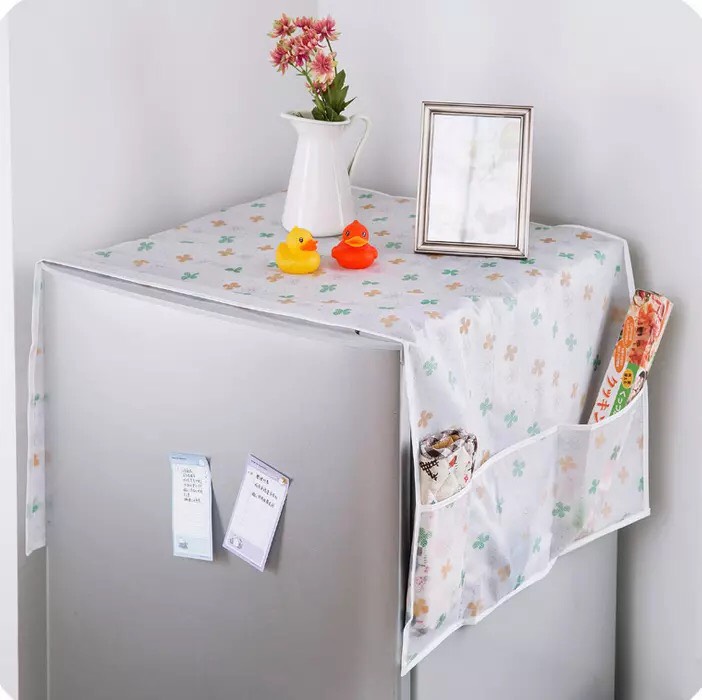 Tấm phủ tủ lạnh có túi bên cạnh, túi lót bề mặt trên tủ lạnh, giúp chống bụi bám tủ lạnh