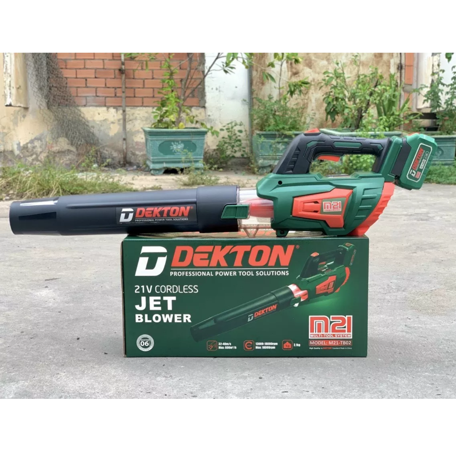 Máy thổi bụi dùng pin 21V Dekton M21-TB02