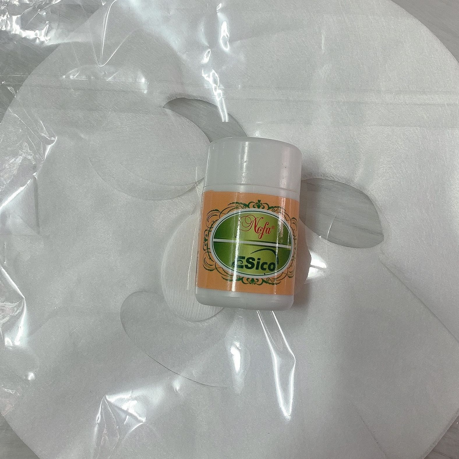 Gel lột Mụn Hút sạch mụn cám mụn đầu đen Esico Hủ 60g + giấy lột