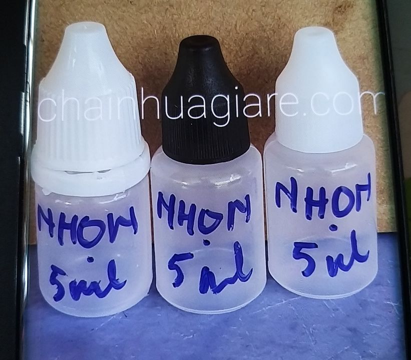 100 CHAI NHỰA ĐẦU NHỌN 10ML