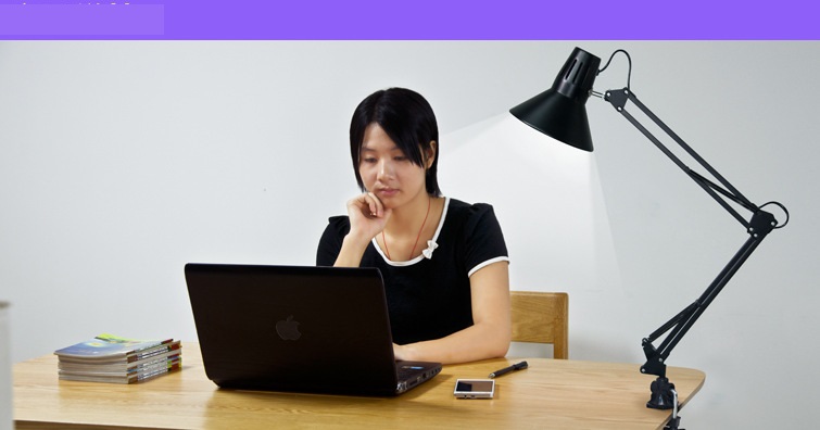 Đèn chụp kẹp bàn kéo dài cao cấp