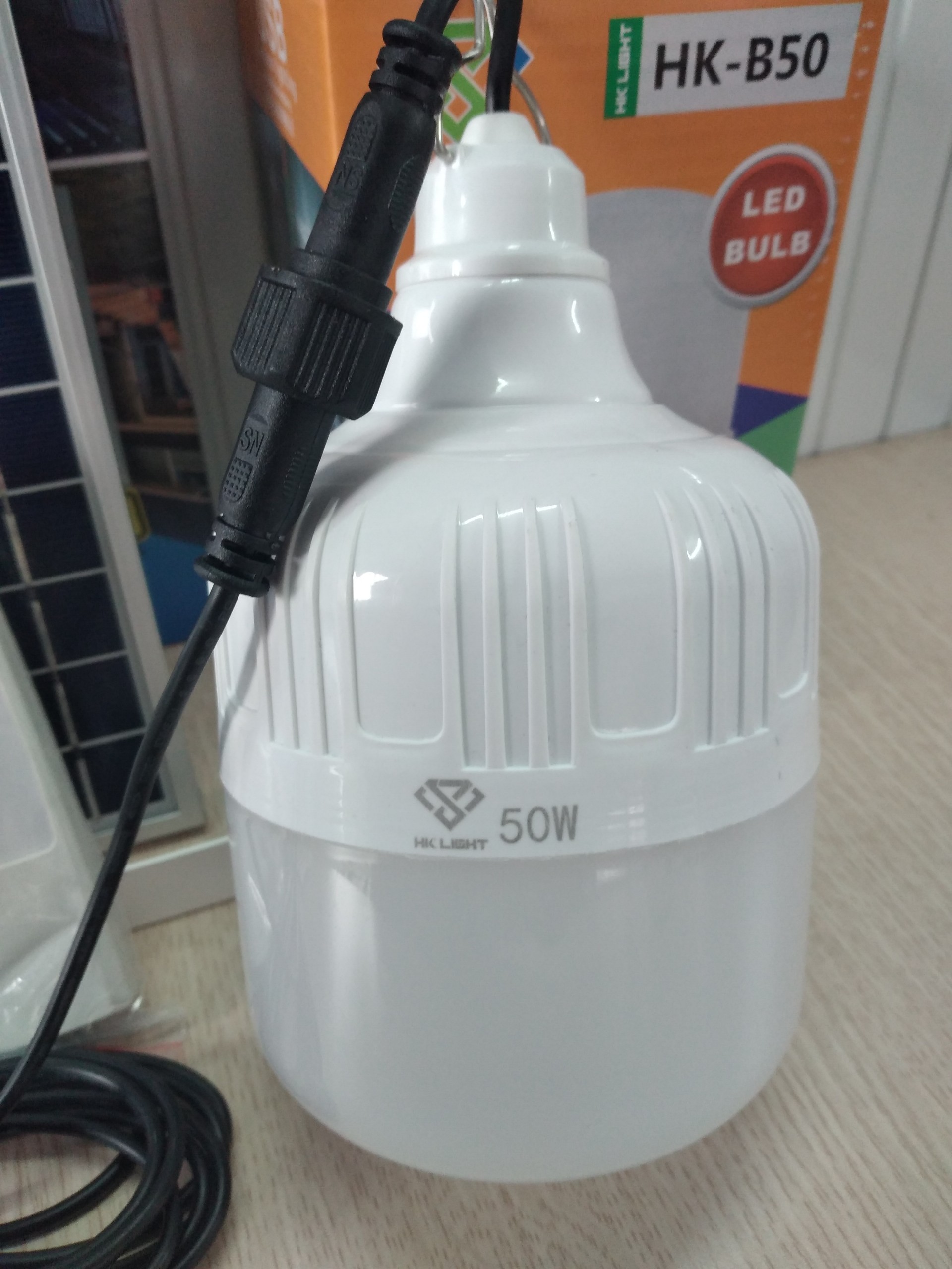Đèn led búp 50w năng lượng mặt trời - White