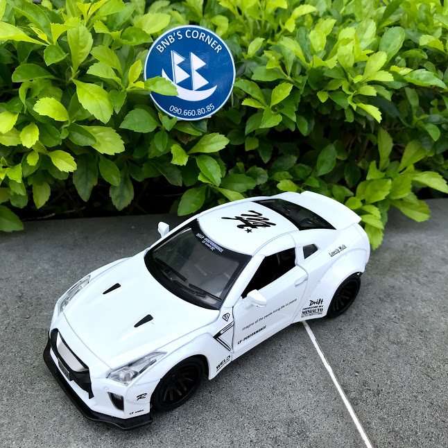 [BNB's Corner] Xe mô hình 1:32 Nissan GTR hãng Mini Auto - Full box