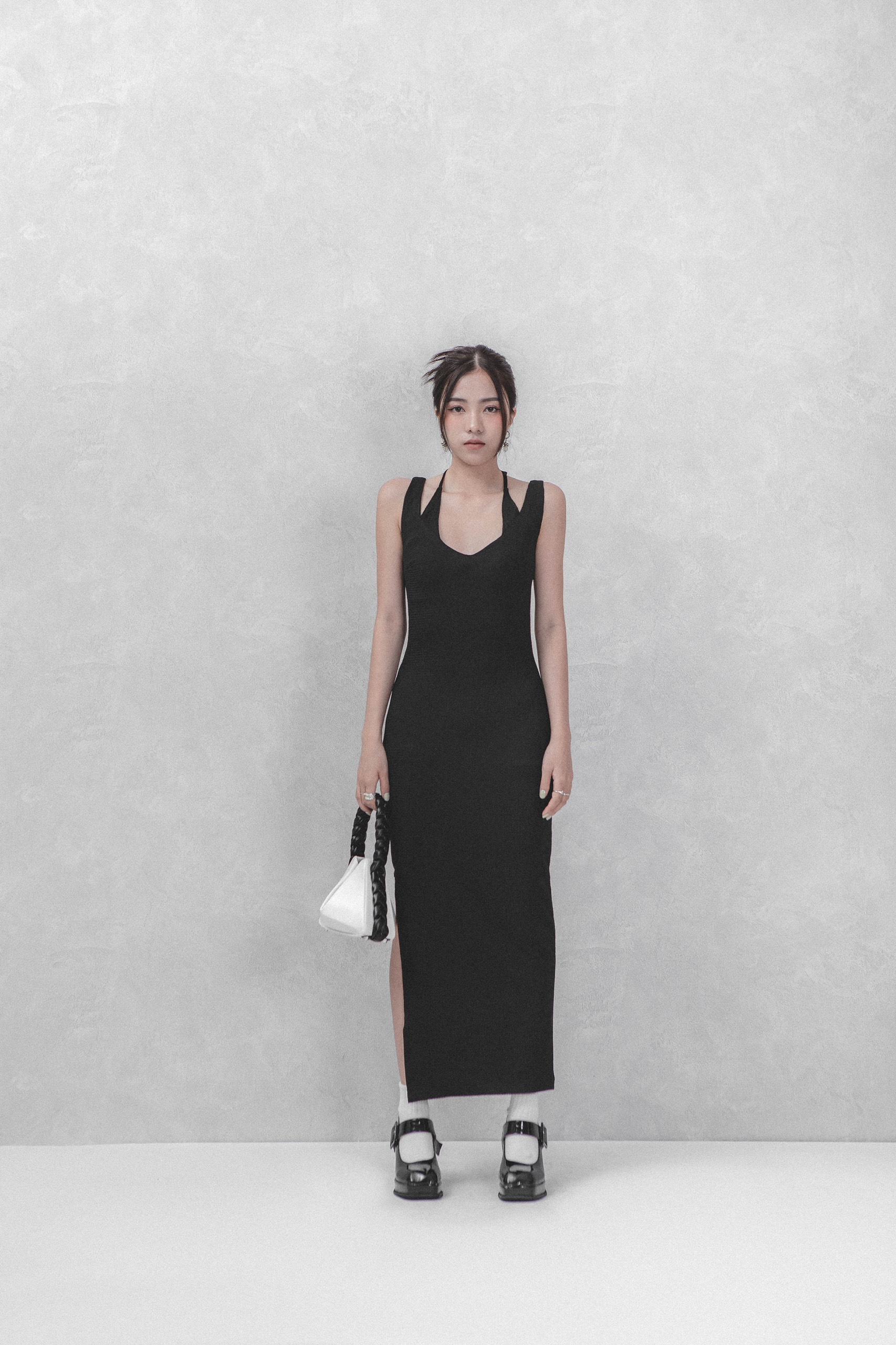 INTO.EIGHT | Đầm dài INTO.EIGHT thiết kế hở lưng (Mene Dress)