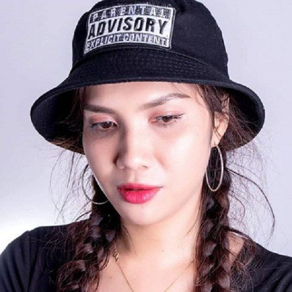 Mũ bucket mác vuông cực kute