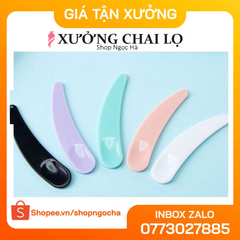 Muỗng múc kem, lấy mỹ phẩm
