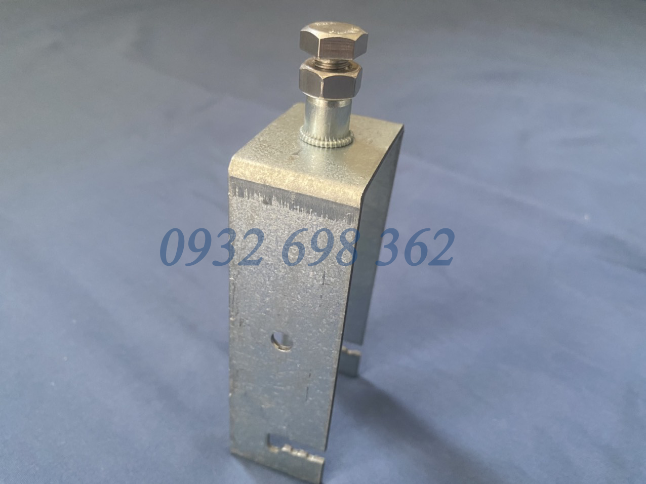 Bát U kẹp pin mặt trời solar panel kt30x60 SL15bo