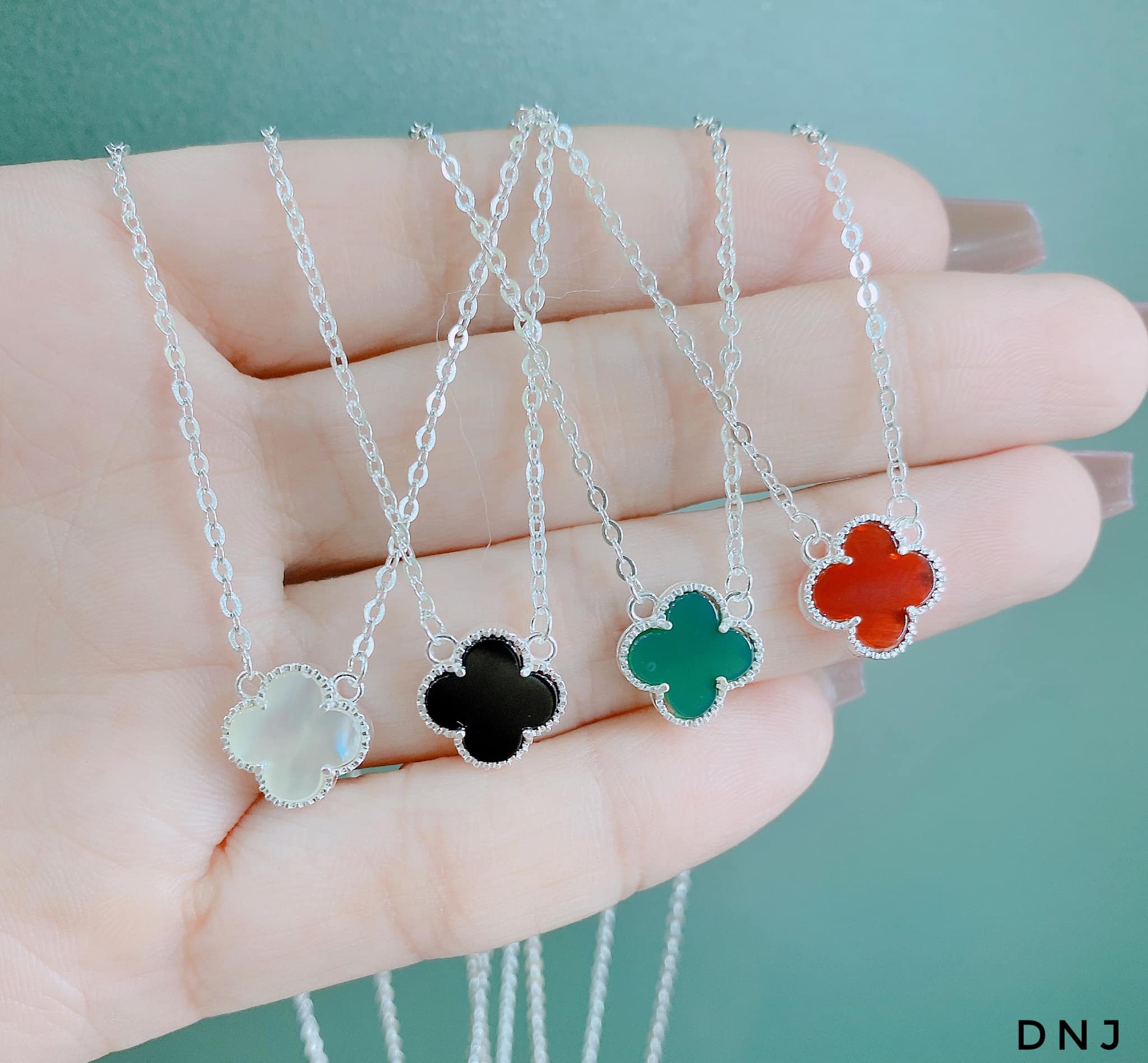 DÂY CHUYỀN CỎ 4 LÁ BẠC TA