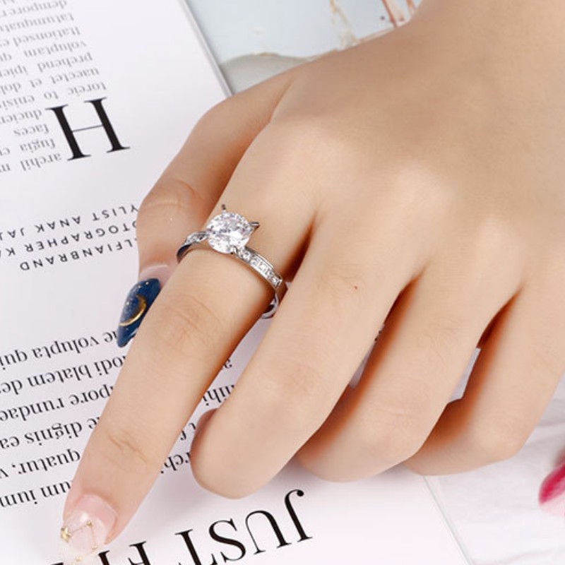 Nhẫn Nữ Đính 1 Viên Đá Titan Ko Đen TT 2638