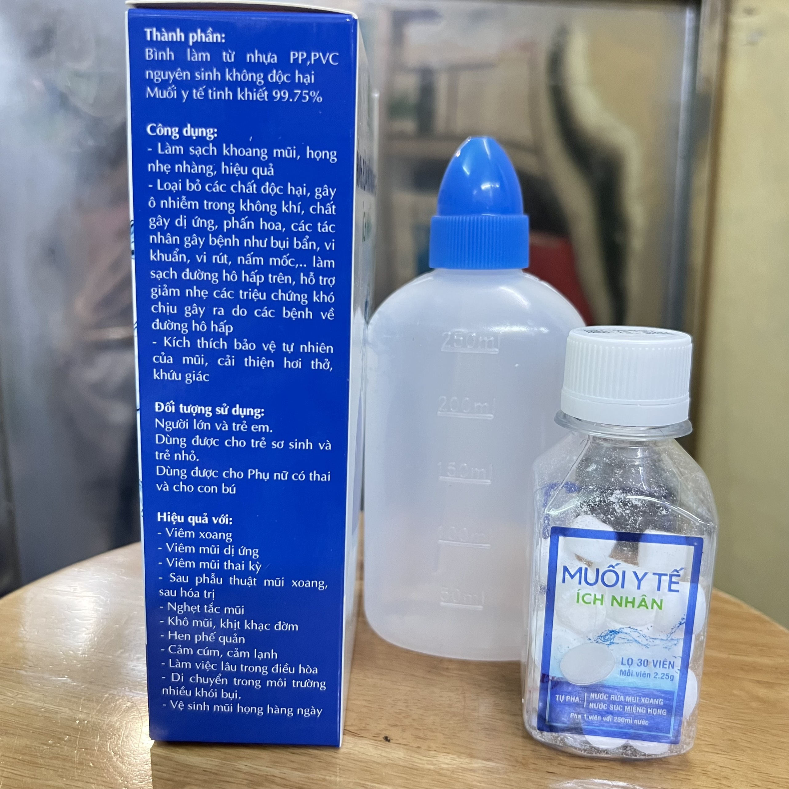 Bình rửa mũi xoang Ích Nhân ( bình 250ml + muối 30 viên )