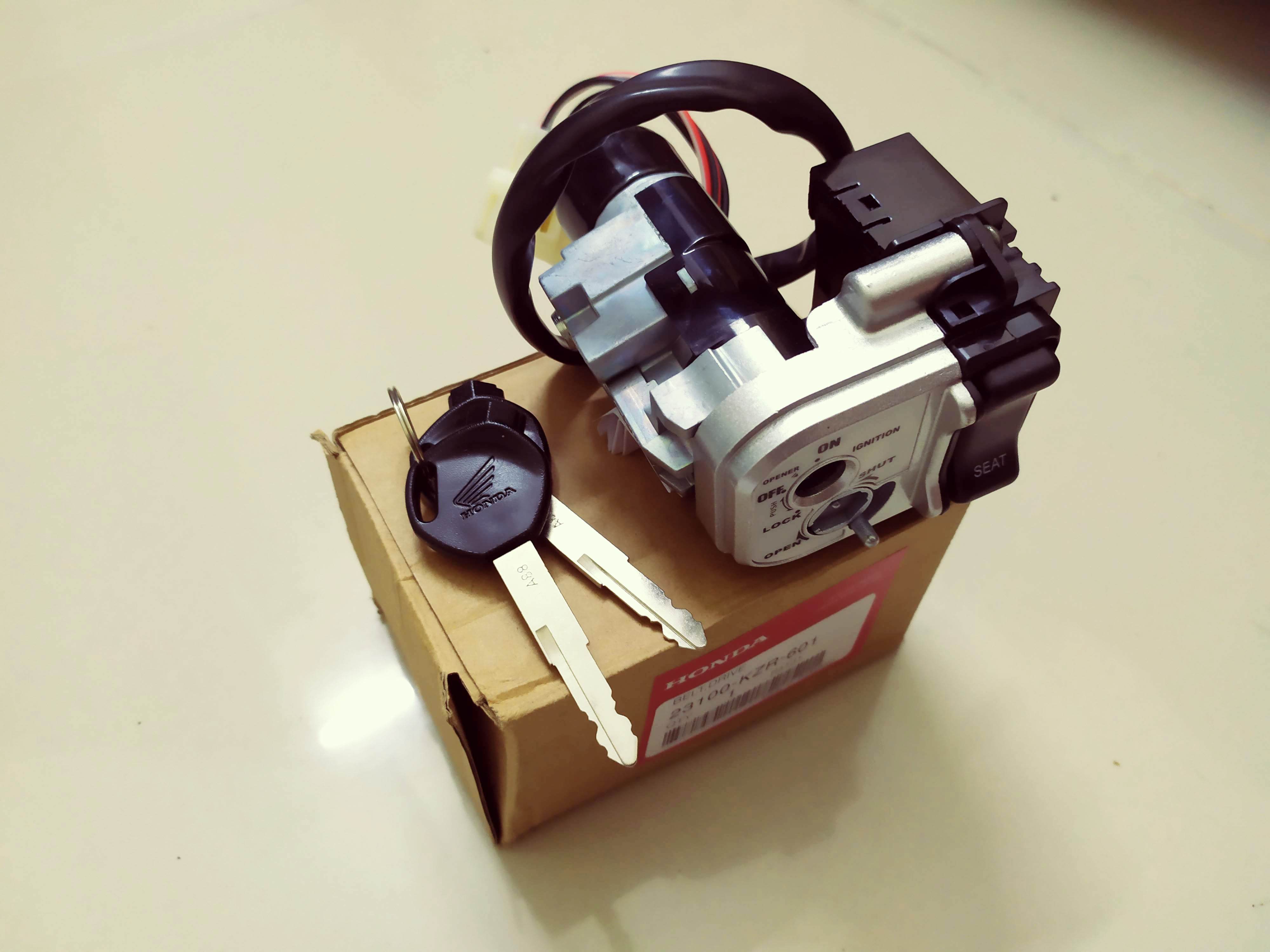 [GIÁ ỔN] Ổ khóa chìa Ab125 ab2013-2015