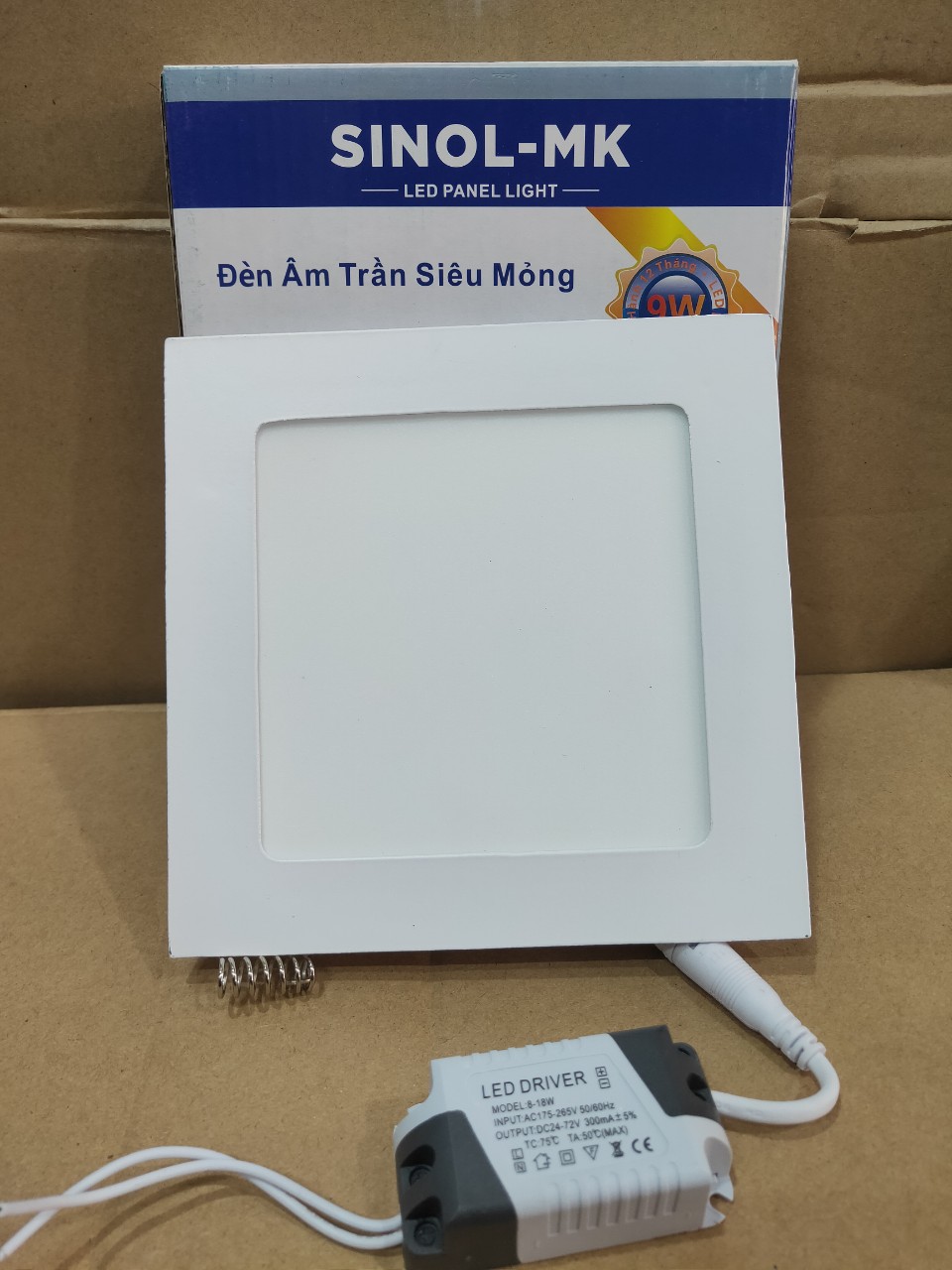Đèn led âm trần siêu mỏng 18w vuông
