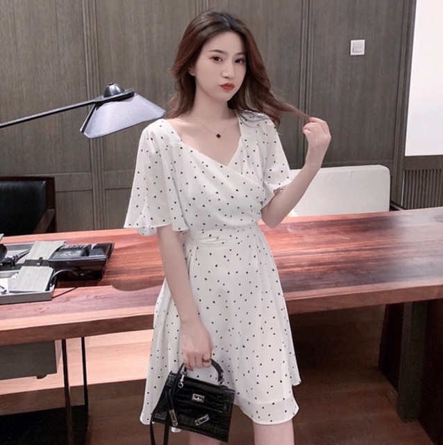 [HCM]Đầm bi trắng xoè thắt eo