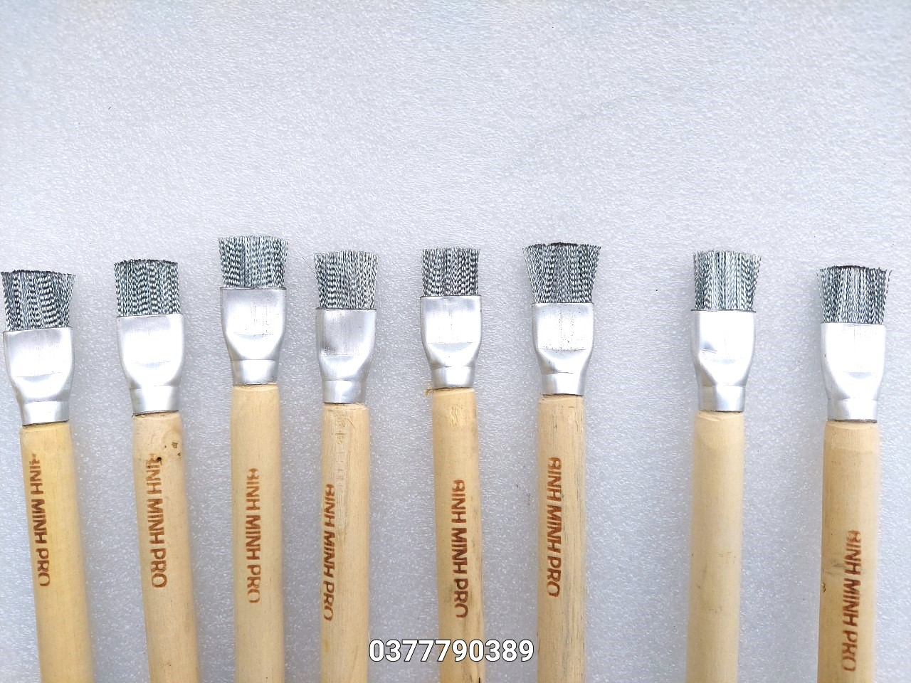 cọ sắt đánh rỉ