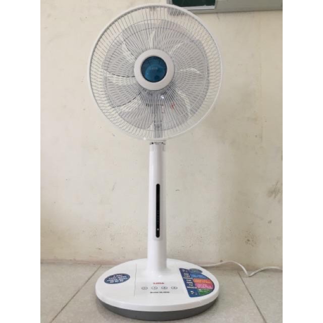 Quạt lửng Lioa QL-300 hai màu trắng và ghi sáng[Hàng Chính Hãng]