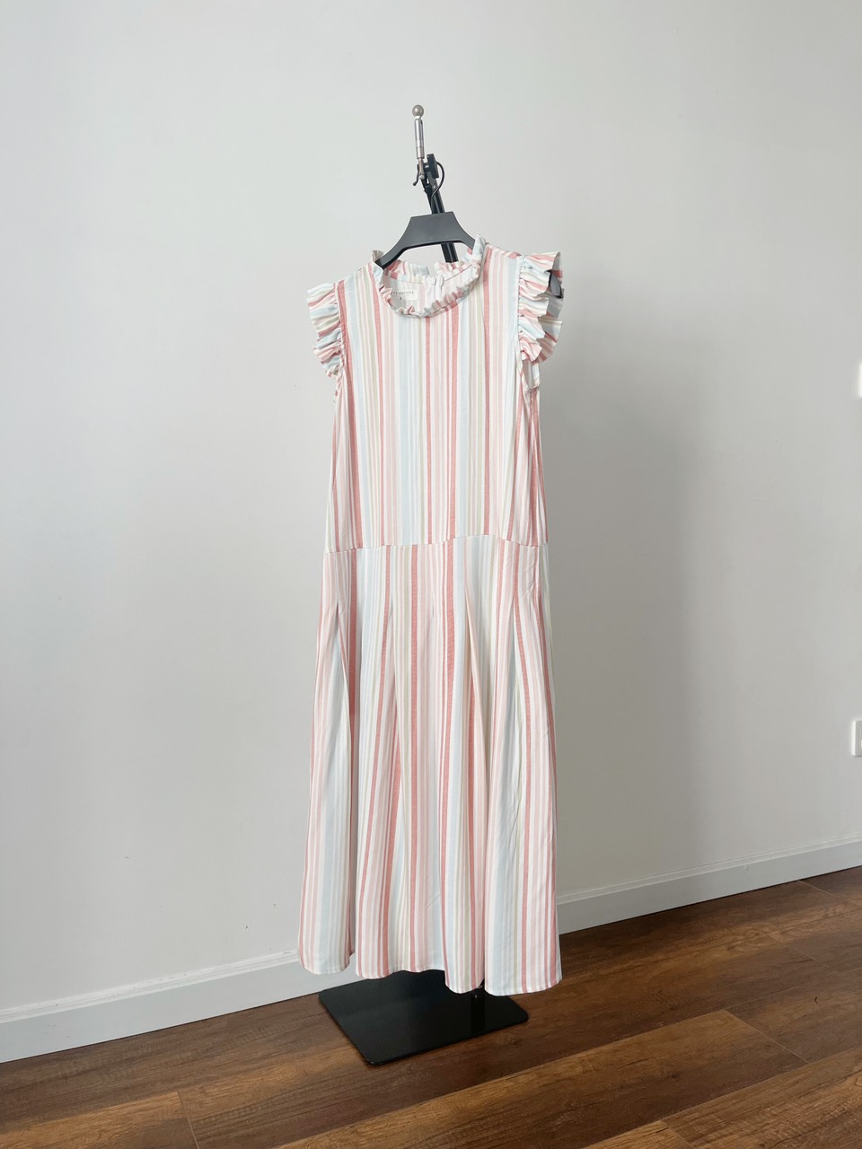 AfterBefore | Đầm midi xếp ly cánh tiên 2 màu