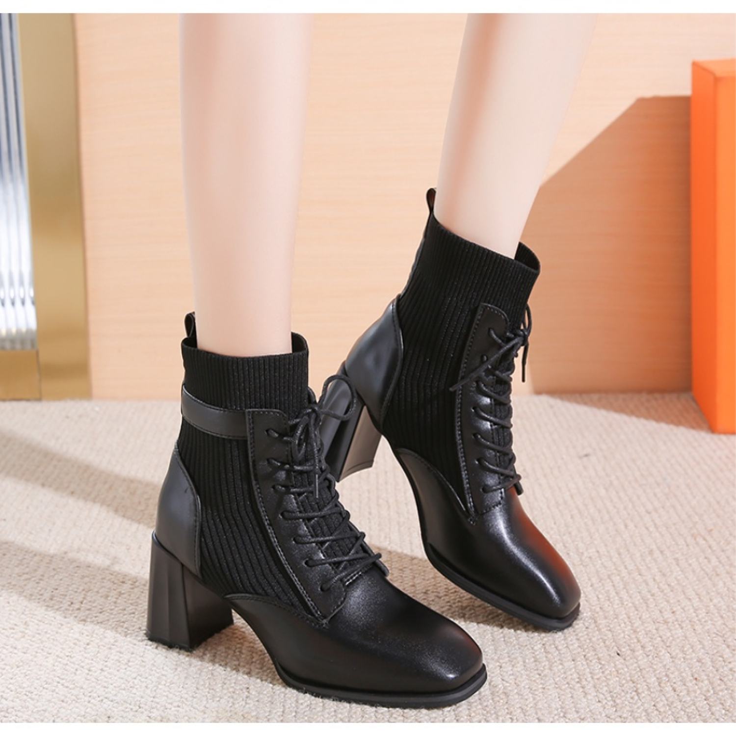 Bốt Nữ Boot Cổ Len Cổ Cao Cao Gót 7 Phân Đế Vuông