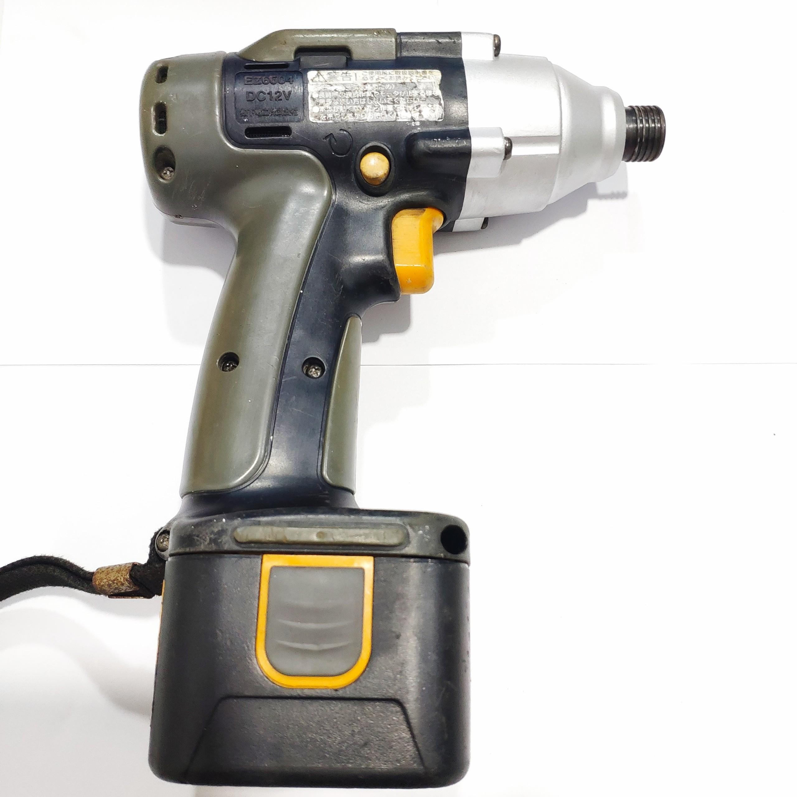 Máy bắt vít National EZ6504 12v