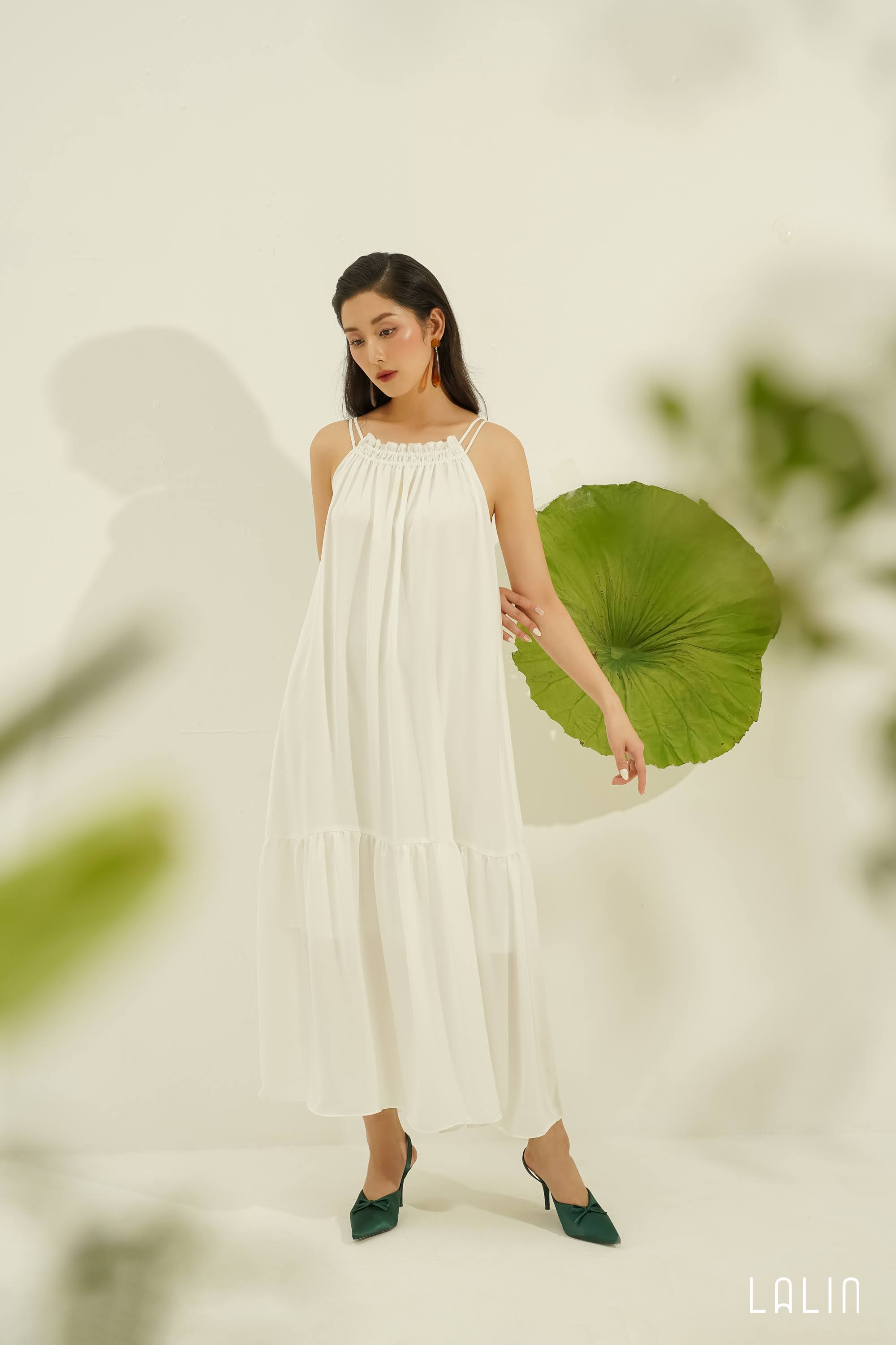 Đầm maxi nữ Lalin chất lụa hai dây dáng xuông đuôi cá Lamy