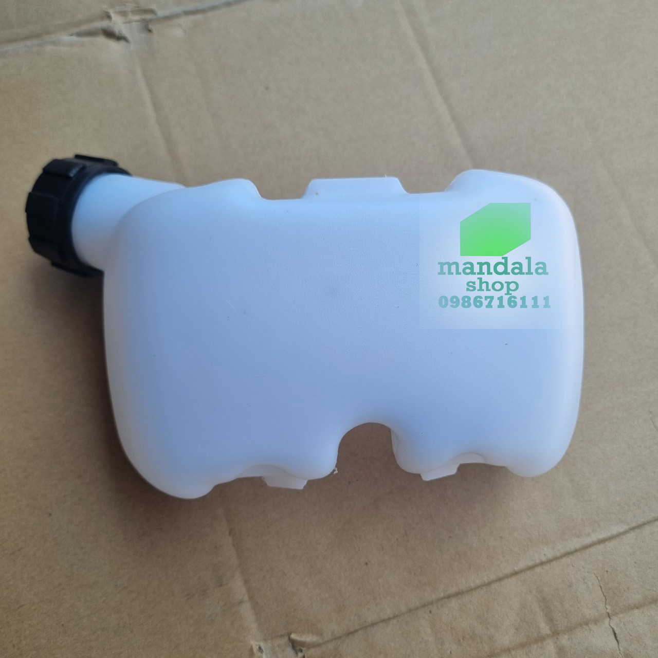 Bình xăng máy cắt cỏ bãi Makita