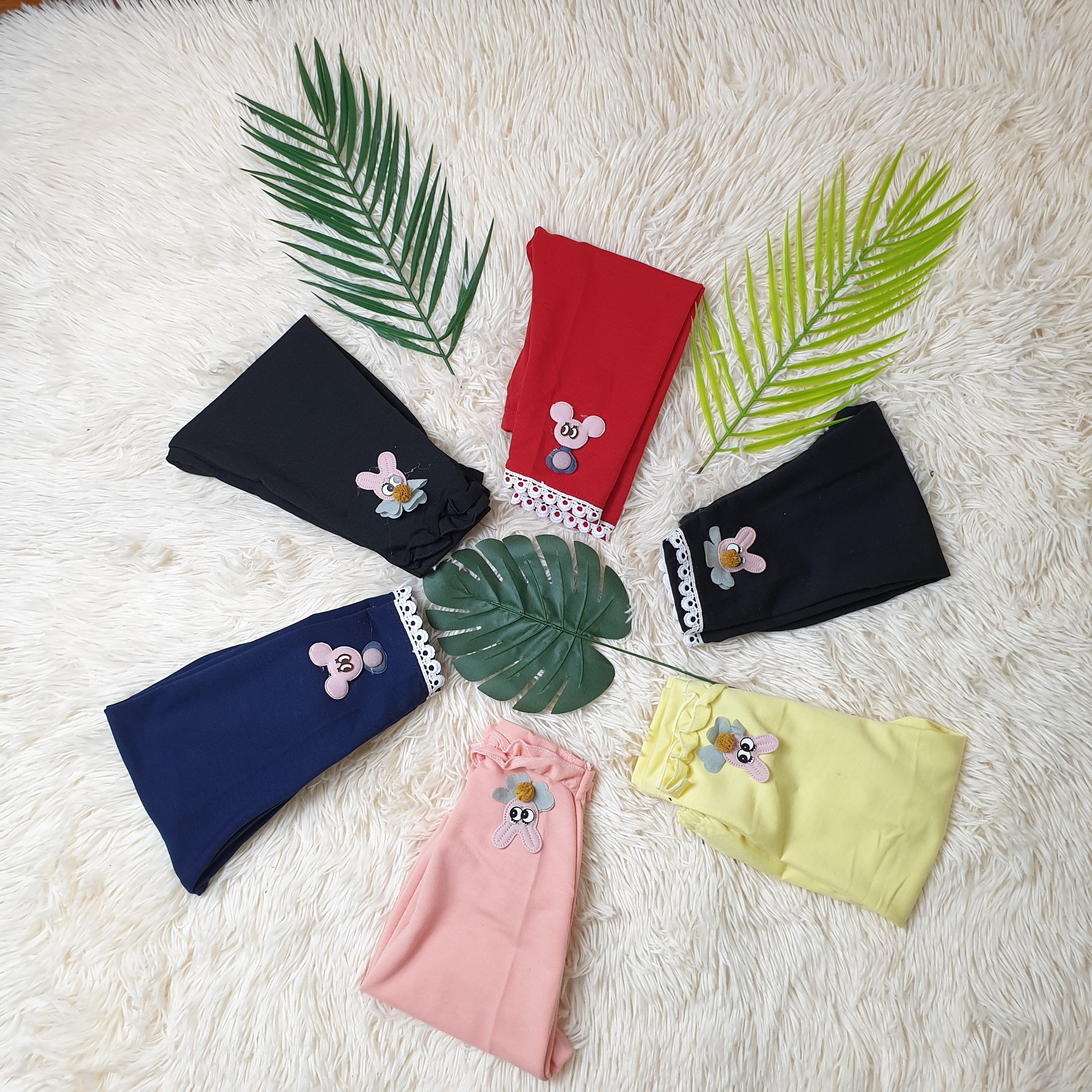 Quần nỉ da cá cho bé gái siêu xinh