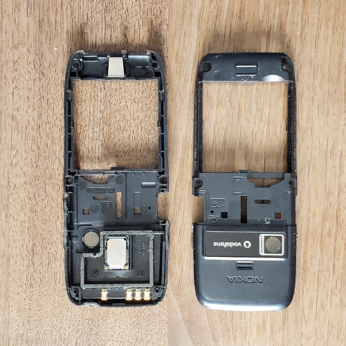 Sườn Nokia E51 bộ kèm loa ... như hình