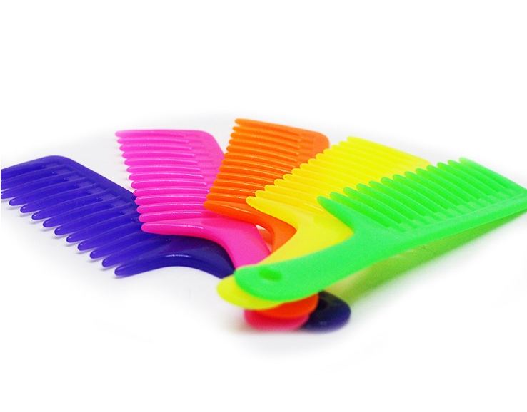 Lược đá chải tóc rối (1 cây màu ngẫu nhiên)