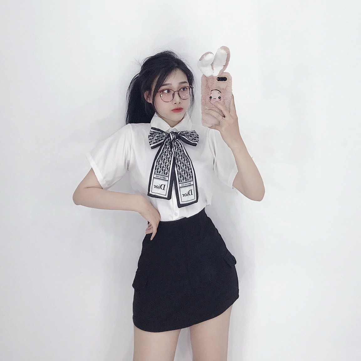 ÁO SƠ MI NƠ TAY NGẮN, THUẬN NGUYỄN