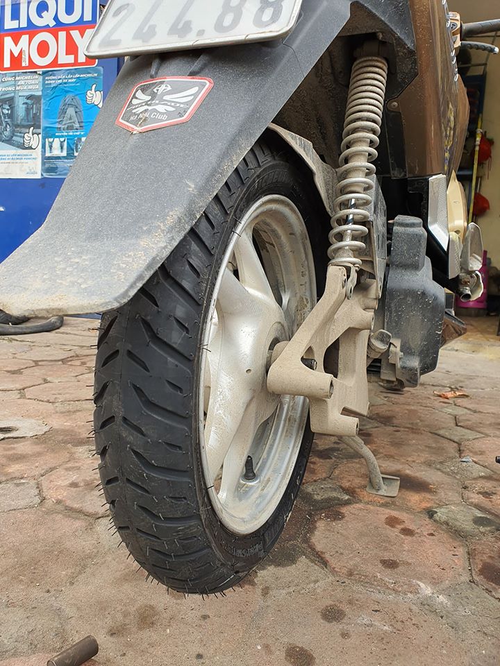 Lốp/vỏ xe máy Michelin 90/90-14 Pilot Street 2