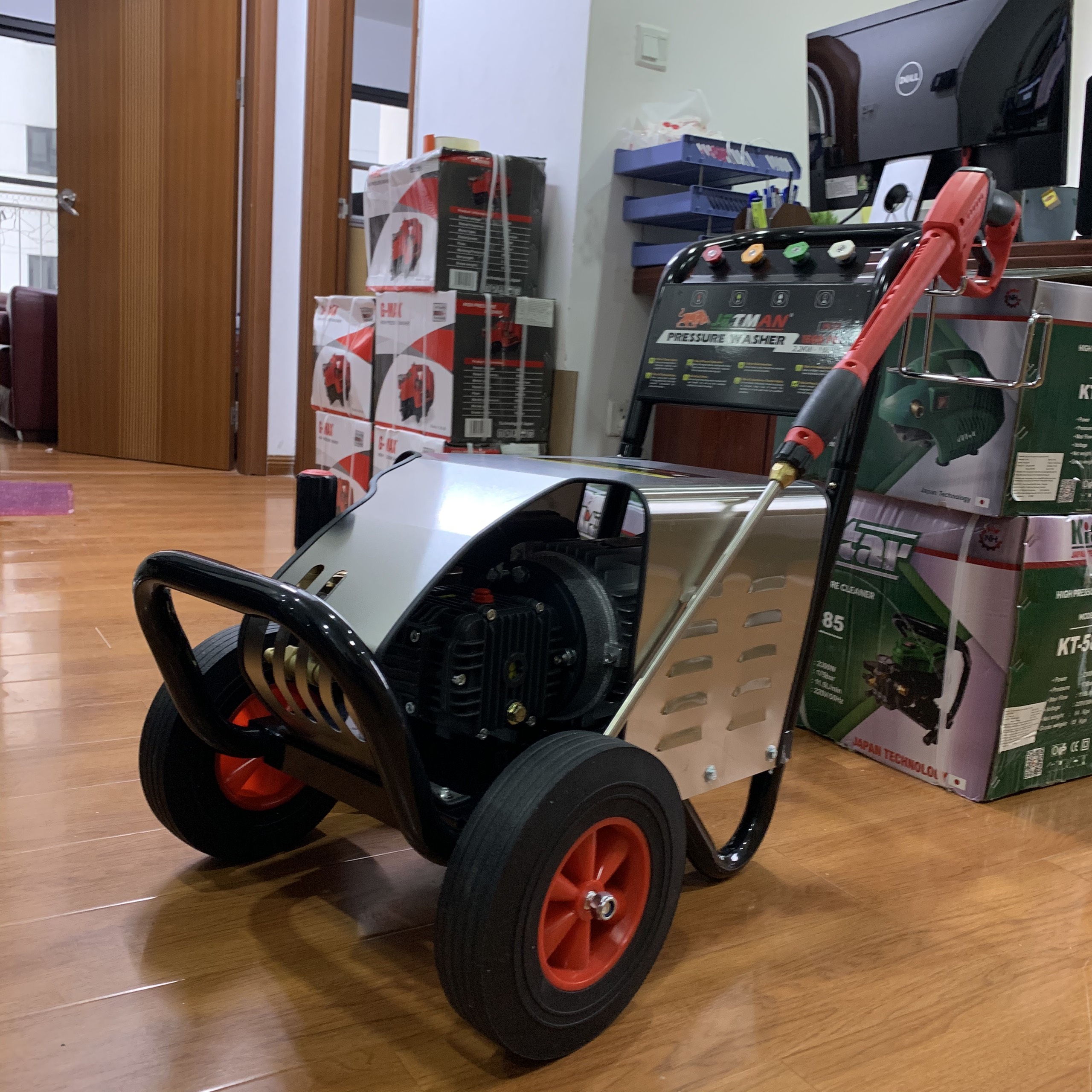 Máy Rửa Xe Cao Áp 2.2Kw Jetman JM22
