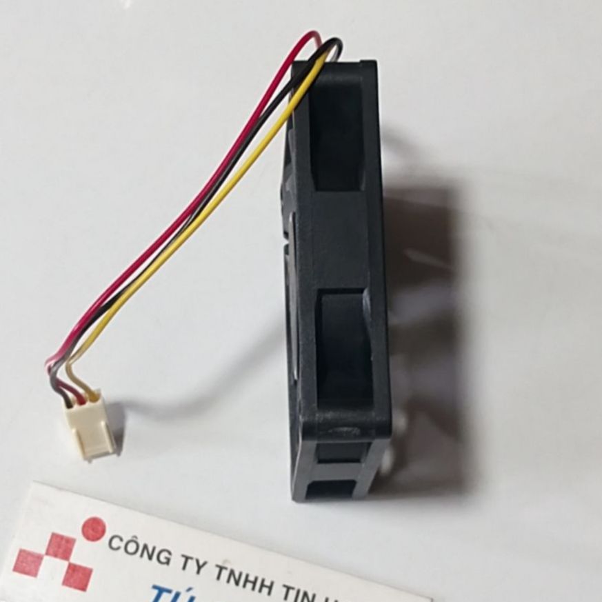 Quạt 7Cm, Dày 1.5Cm / Điện áp DC 12V, Loại 3 dây đầu cắm 3 Pin (NEW)