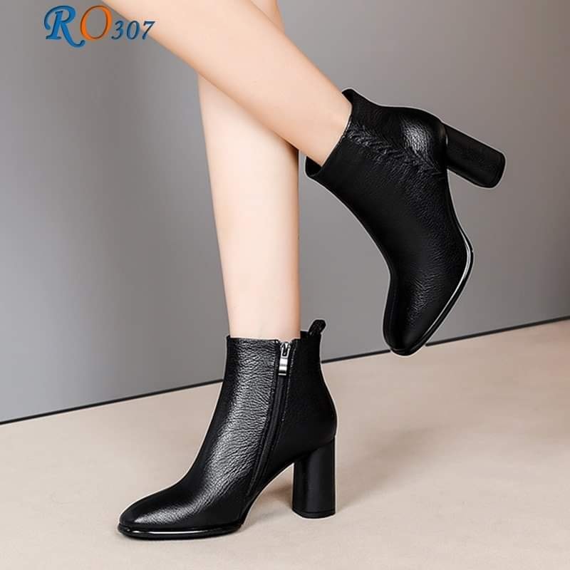 Giày bốt nữ thời trang cao cấp đen & da bò RO307