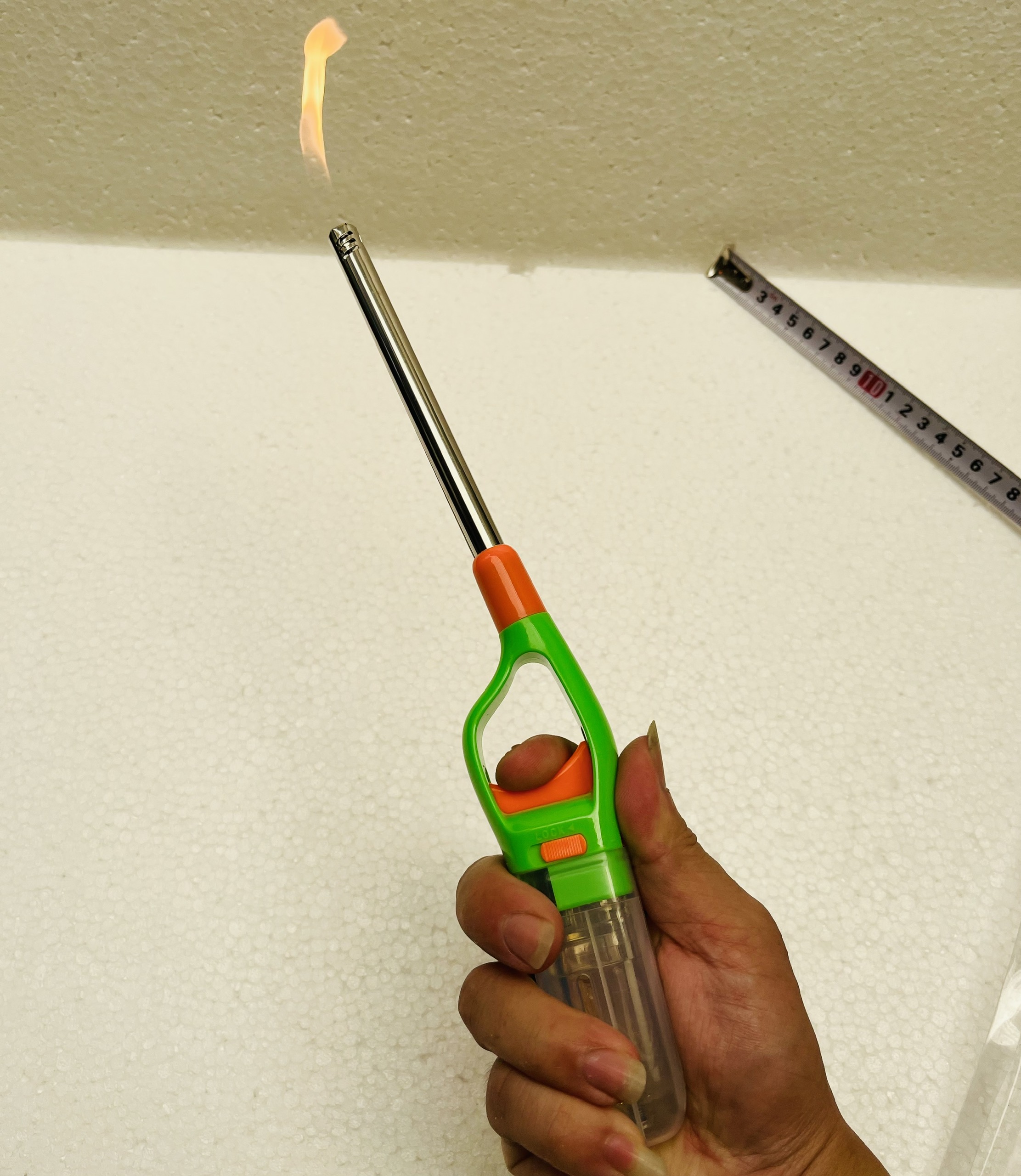 The flame gun of gas stove, alcohol hob, gas stove can be charged when gas runs out-good type, safe to use