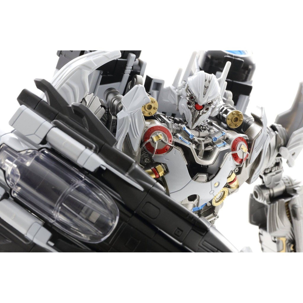 Mô hình Robot Transformer Nitro Zeus LS01