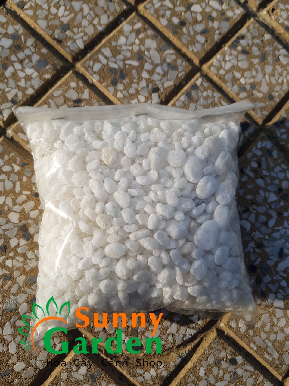 Sỏi Trắng Trang Trí [Túi 1kg] - Phụ Kiện Hồ Cá