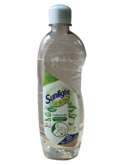 [Hoàn Tiền 10%] Nước rửa chén Sunlight muối khoáng lô hội 370g