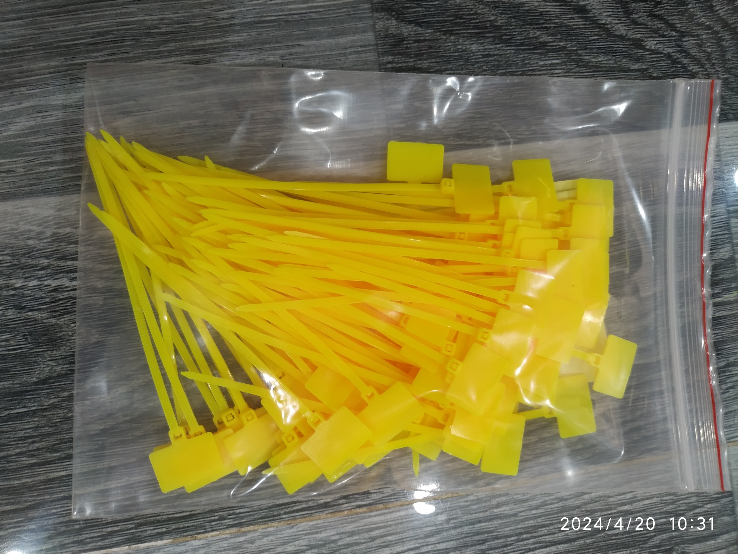 Dây Rút Nhựa 100mm Dùng Để Đánh Dấu