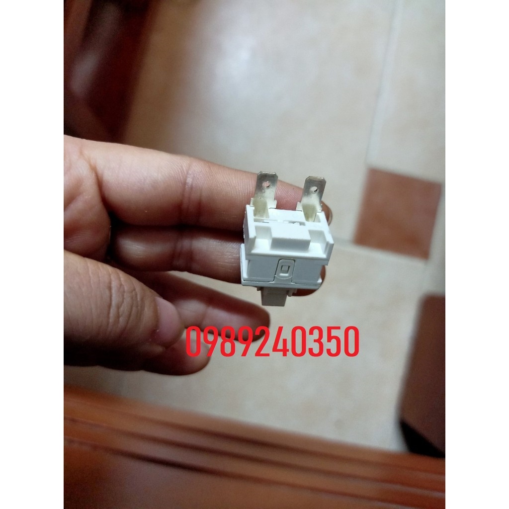 ☈ Công tắc nguồn máy sấy Electrolux chính hãng