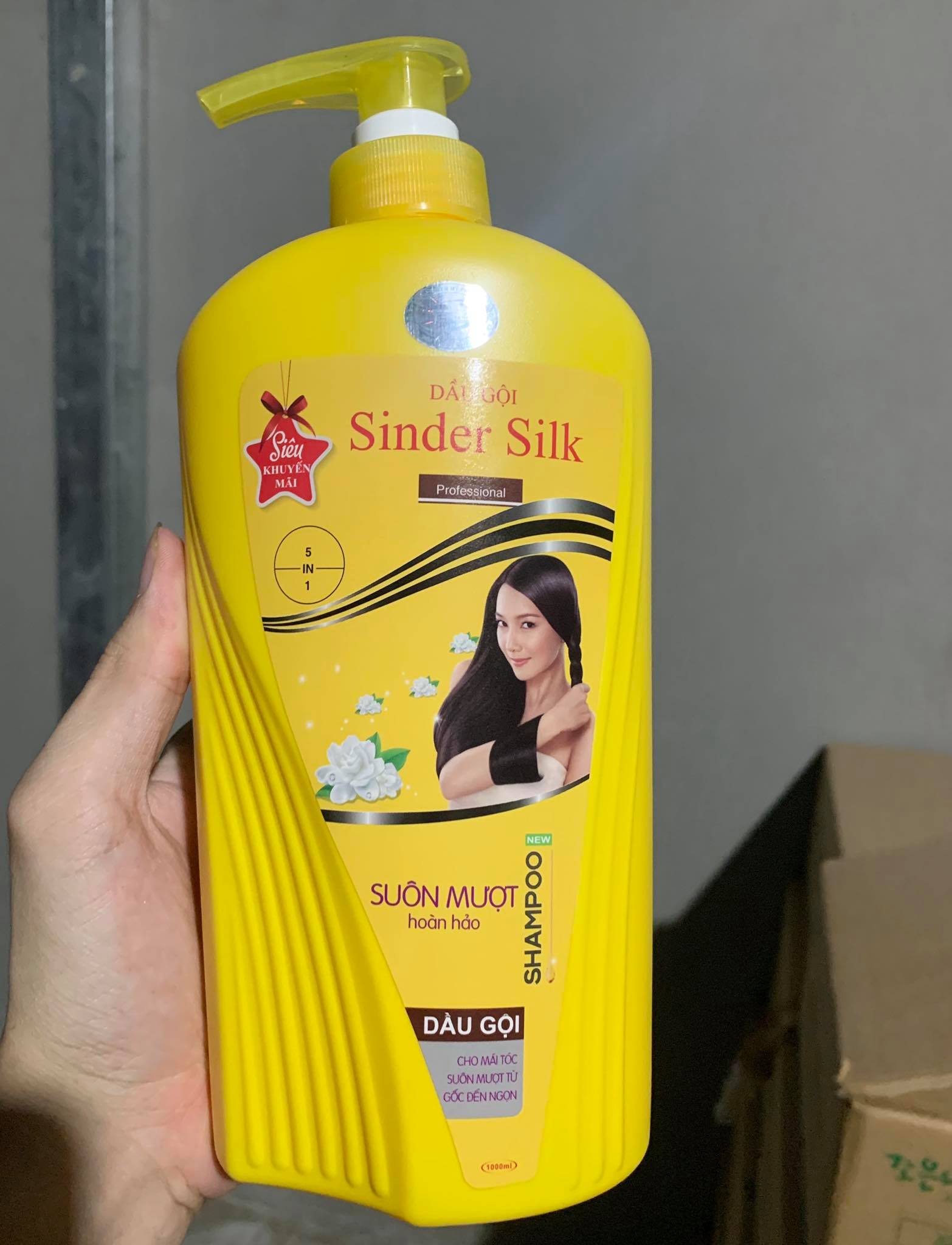 Dầu gội Bồ Kết Sinder Silk 1000ml