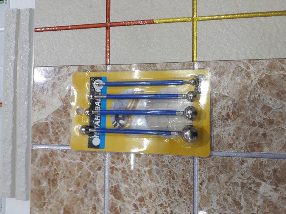 Bộ sản phẩm thi công keo chít mạch saveto (4 dụng cụ)