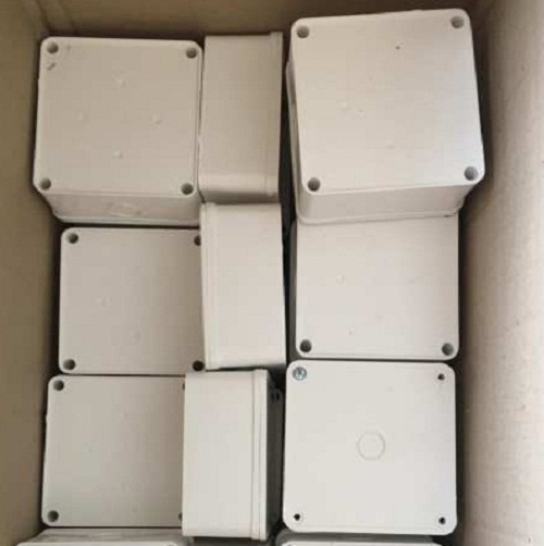 COMBO 20 hộp kĩ thuật 11*11*5cm