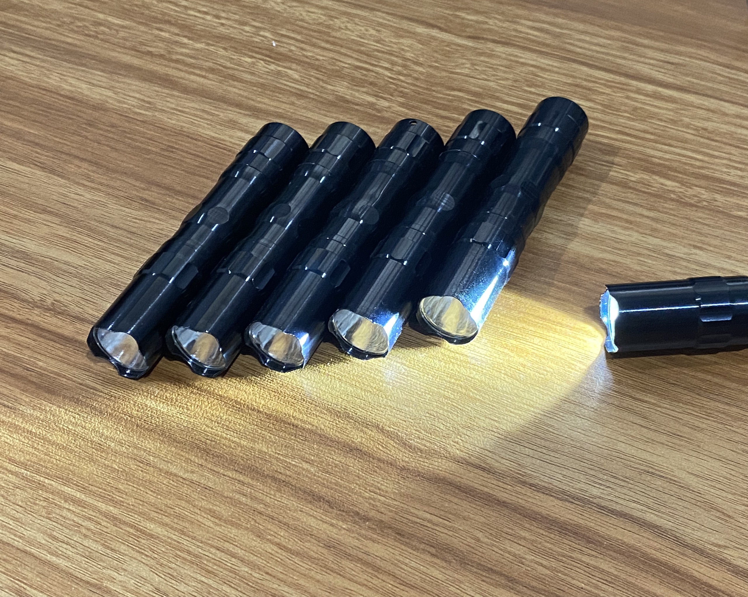 Đèn pin soi trứng chuyên dụng loại 1 led
